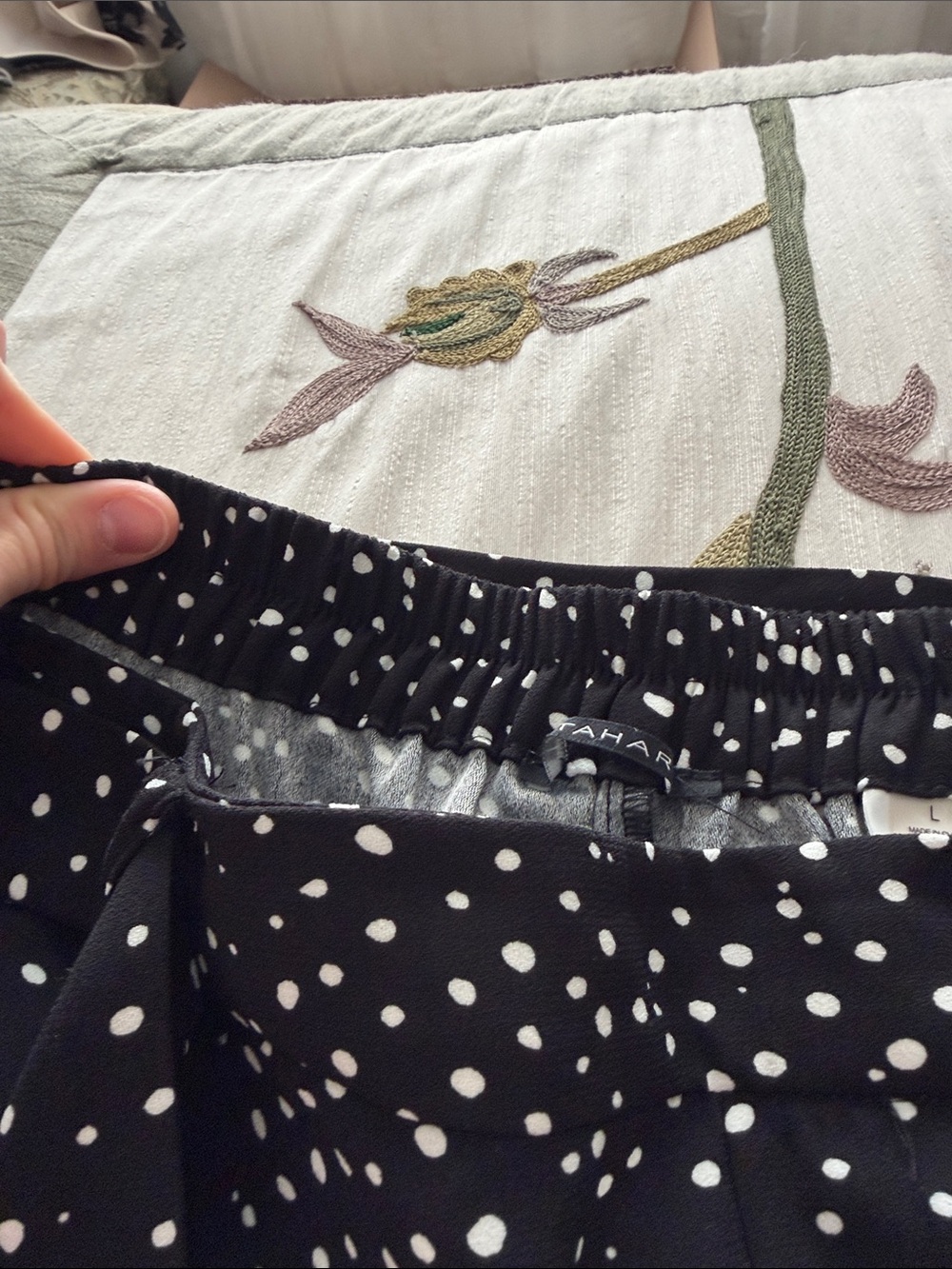 Tahari Black and White Polka Dot Elastic Waist Culotte Pants - Picture 4 of 5